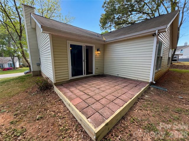 2324 Valleyview Drive, Charlotte, NC 28215