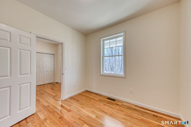 9 Sheffield Drive, Mansfield, CT 06250