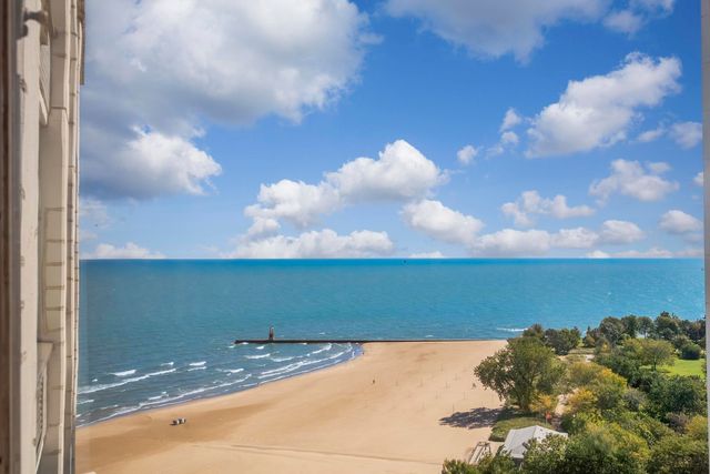 5757 N Sheridan Road 19D, Chicago, IL 60660