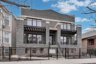 3339 N Ridgeway Avenue 2N, Chicago, IL 60618