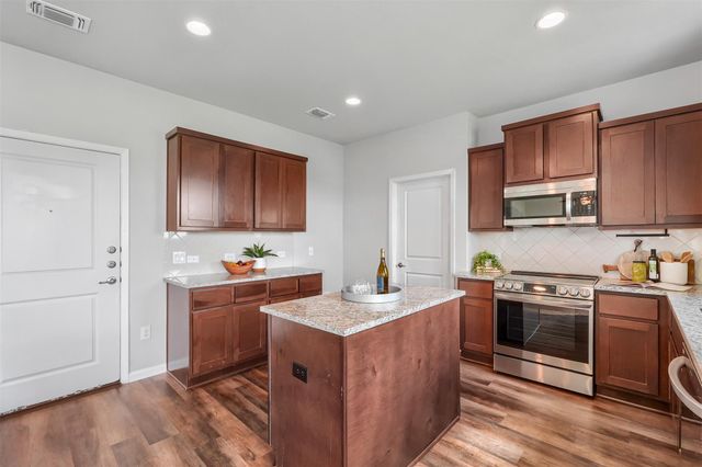 9816 Eloquence DR, Manor, TX 78653
