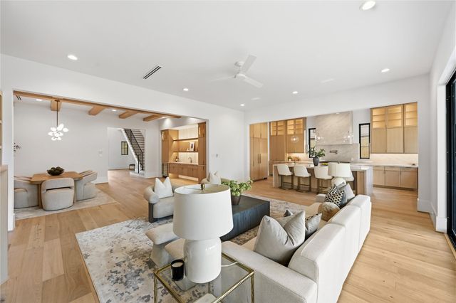1642 Norfolk Street, Houston, TX 77006