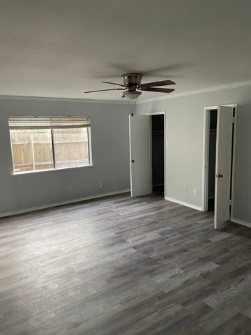 7520 Nutwood Place, Fort Worth, TX 76133