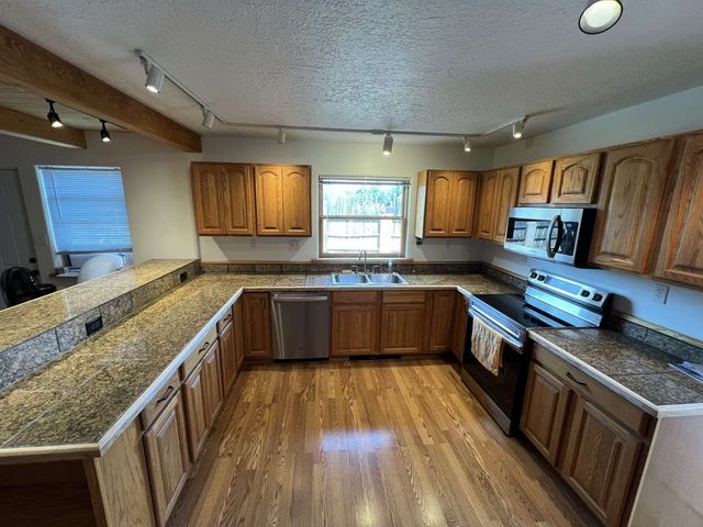 17 Verano Loop, Santa Fe, NM 87508