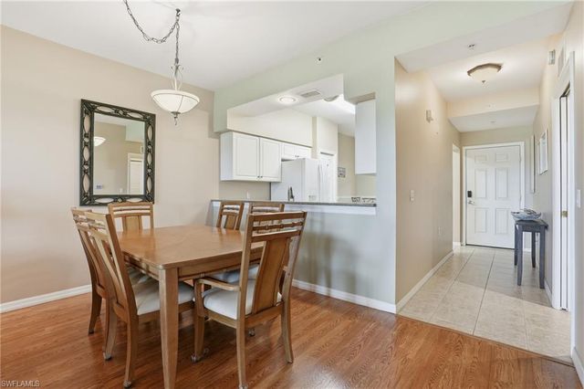 2720 Cypress Trace CIR 2913, Naples, FL 34119