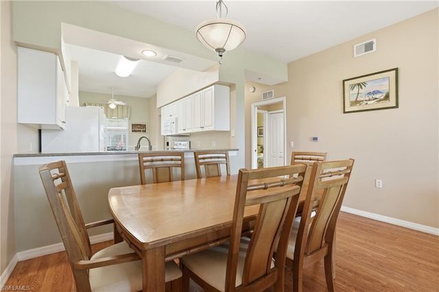 2720 Cypress Trace CIR 2913, Naples, FL 34119