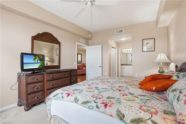 2720 Cypress Trace CIR 2913, Naples, FL 34119