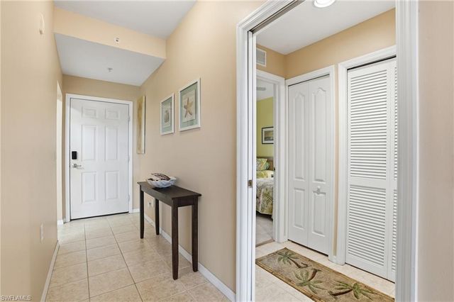 2720 Cypress Trace CIR 2913, Naples, FL 34119