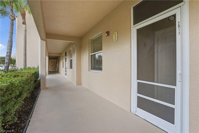 2720 Cypress Trace CIR 2913, Naples, FL 34119