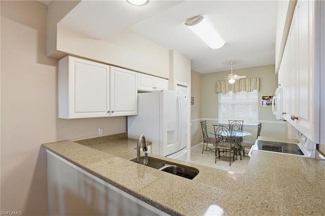 2720 Cypress Trace CIR 2913, Naples, FL 34119