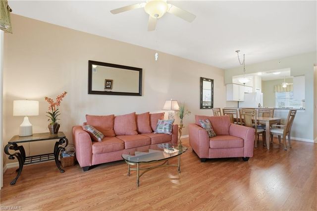 2720 Cypress Trace CIR 2913, Naples, FL 34119