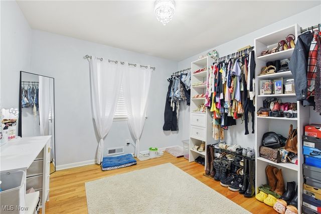 14205 Highlandview Avenue, Cleveland, OH 44135