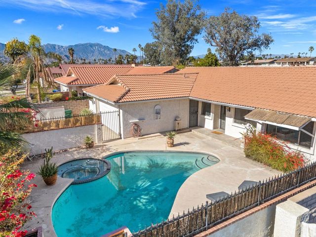 76896 California Drive, Palm Desert, CA 92211