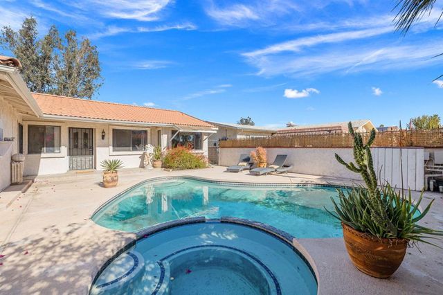 76896 California Drive, Palm Desert, CA 92211