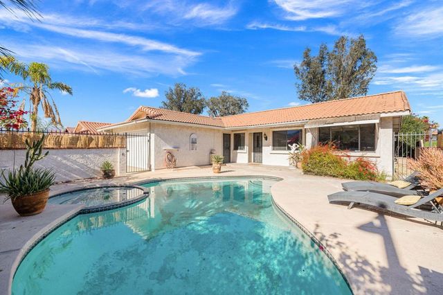 76896 California Drive, Palm Desert, CA 92211