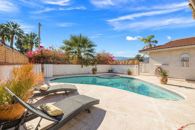 76896 California Drive, Palm Desert, CA 92211