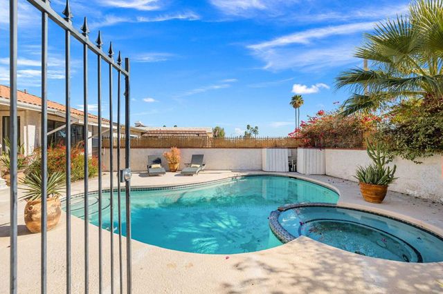 76896 California Drive, Palm Desert, CA 92211