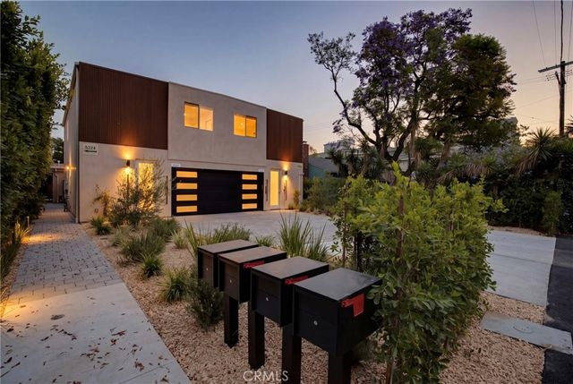 5220 Strohm Avenue, North Hollywood, CA 91601