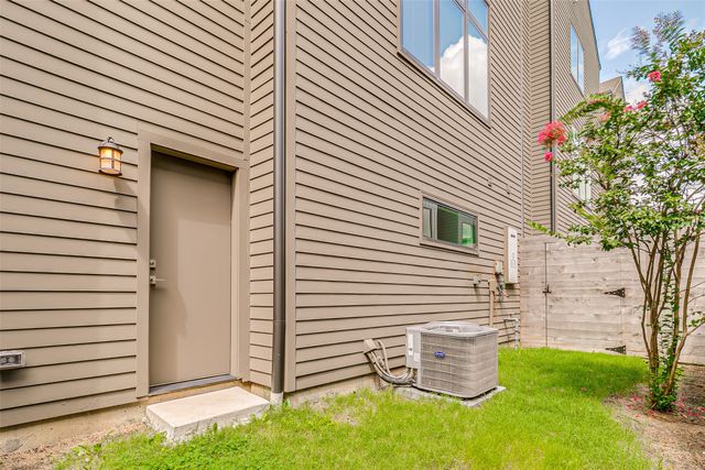 2707 Kimsey Drive 103, Dallas, TX 75235