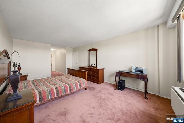 7855 Boulevard East 19L, North Bergen, NJ 07047