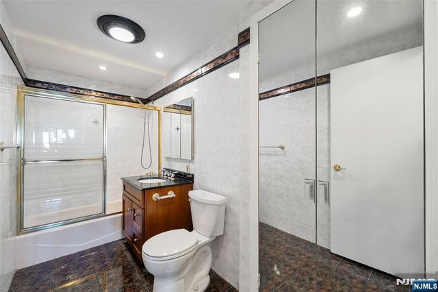 7855 Boulevard East 19L, North Bergen, NJ 07047