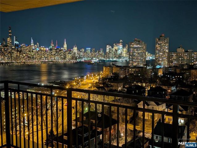 7855 Boulevard East 19L, North Bergen, NJ 07047