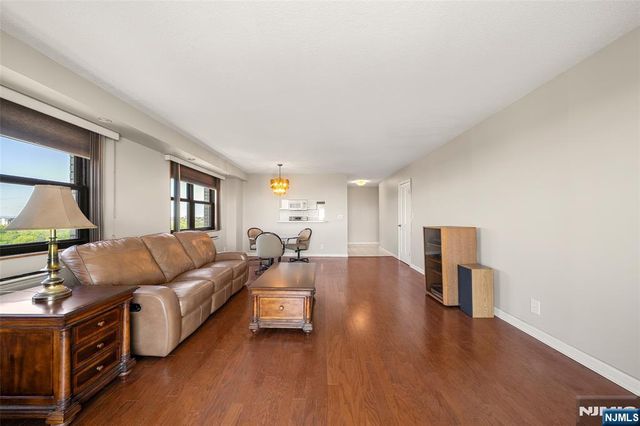 7855 Boulevard East 19L, North Bergen, NJ 07047