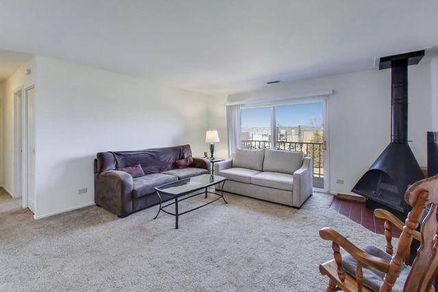 717 Killarney Court 2D, Schaumburg, IL 60193