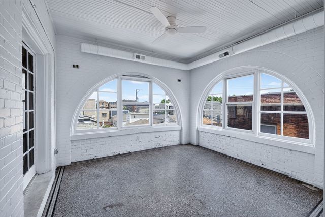 4541 S Forrestville Avenue, Chicago, IL 60653