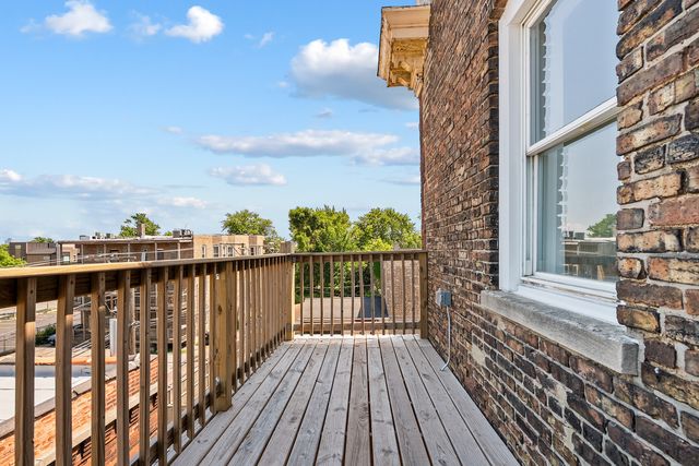 4541 S Forrestville Avenue, Chicago, IL 60653