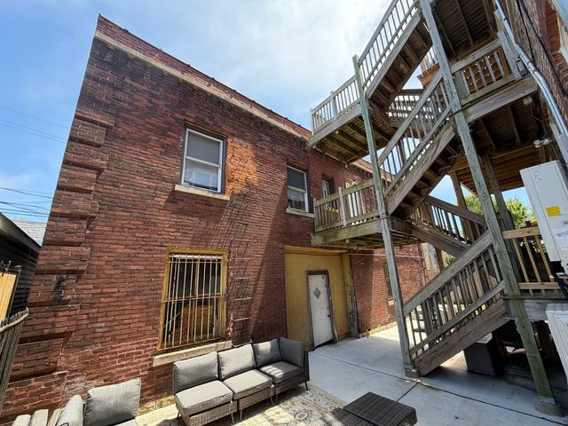 4541 S Forrestville Avenue, Chicago, IL 60653