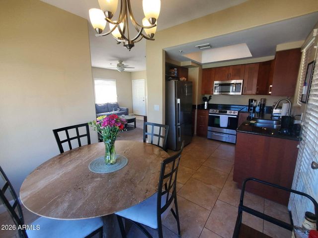 1825 W RAY Road 2050, Chandler, AZ 85224