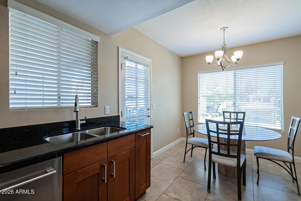 1825 W RAY Road 2050, Chandler, AZ 85224 — photo 2