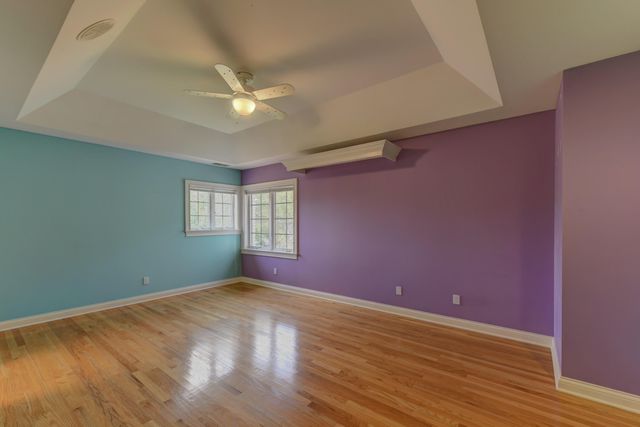 10135 Cherrywood Lane, Munster, IN 46321
