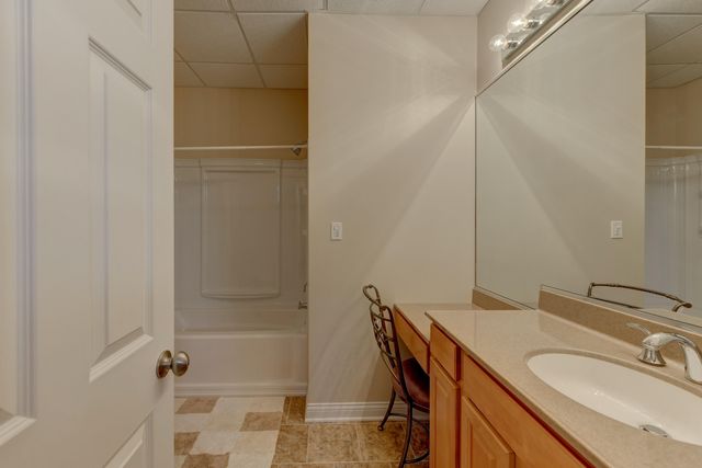 10135 Cherrywood Lane, Munster, IN 46321