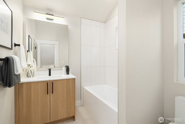 1413 Martin Luther King Jr Way, Seattle, WA 98122