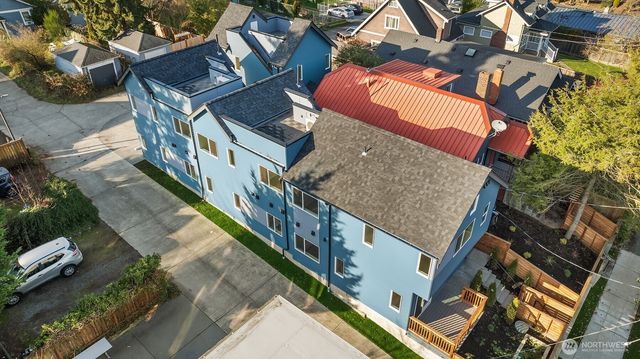 1413 Martin Luther King Jr Way, Seattle, WA 98122