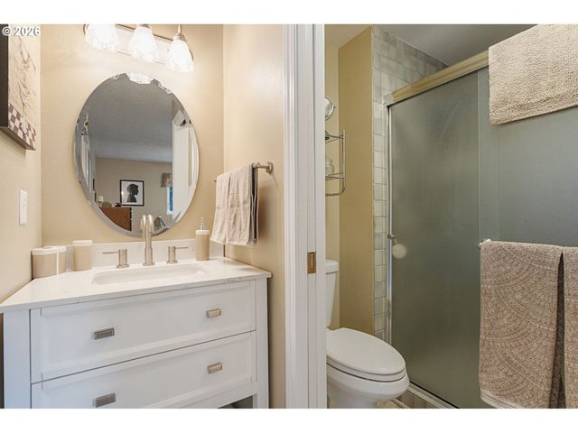 6410 Sw SKIVER Ct, Beaverton, OR 97078