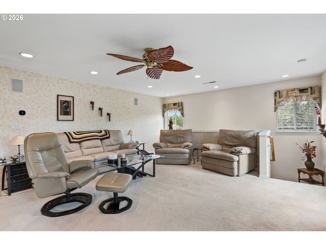 6410 Sw SKIVER Ct, Beaverton, OR 97078