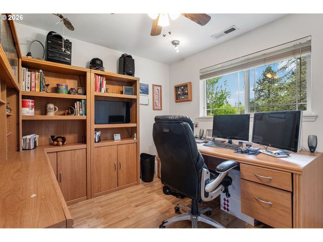 6410 Sw SKIVER Ct, Beaverton, OR 97078