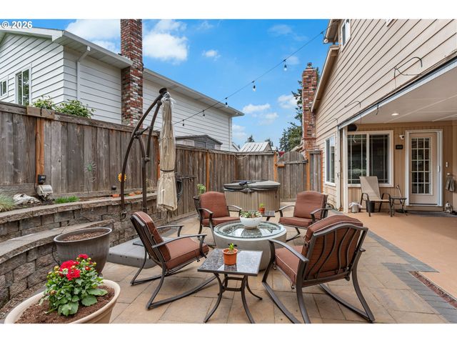 6410 Sw SKIVER Ct, Beaverton, OR 97078