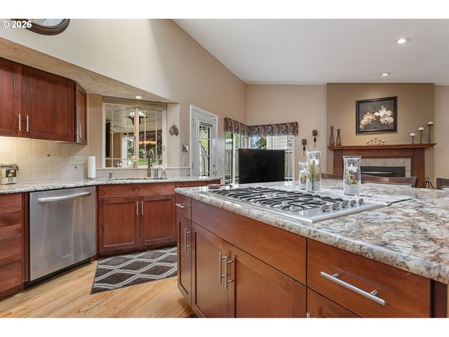 6410 Sw SKIVER Ct, Beaverton, OR 97078