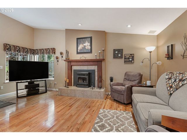 6410 Sw SKIVER Ct, Beaverton, OR 97078