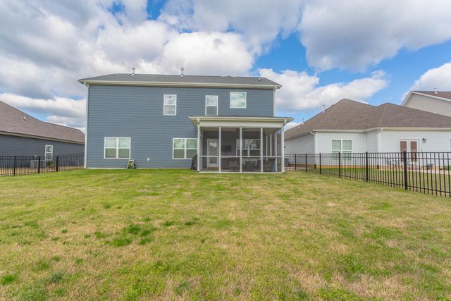 7490 Tailgate Loop, Ooltewah, TN 37363