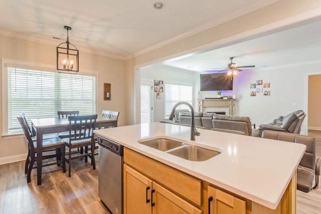 7490 Tailgate Loop, Ooltewah, TN 37363
