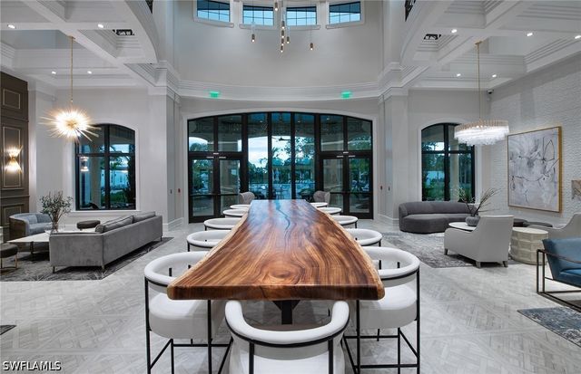 2114 Sequoia CT, Naples, FL 34120