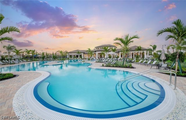 2114 Sequoia CT, Naples, FL 34120