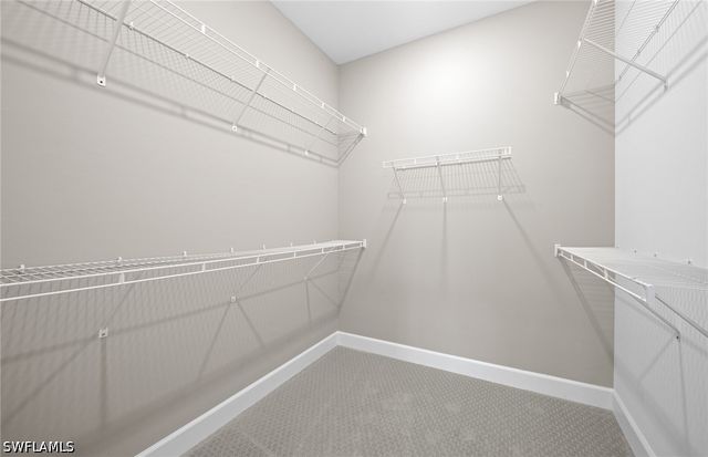 2114 Sequoia CT, Naples, FL 34120