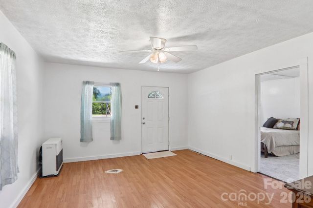 414 Skyline Drive, Canton, NC 28716