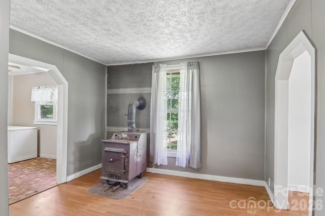 414 Skyline Drive, Canton, NC 28716